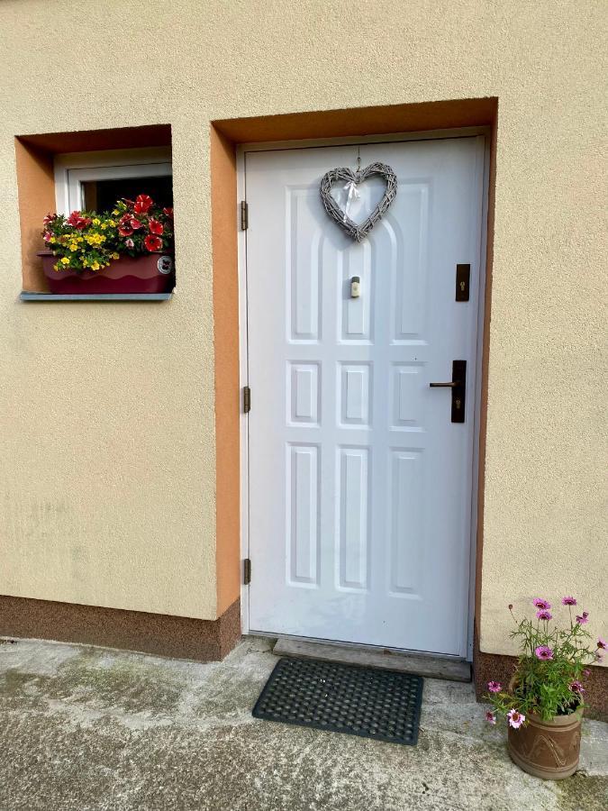 Apartman Karovi 德尔内夫奥里克 外观 照片